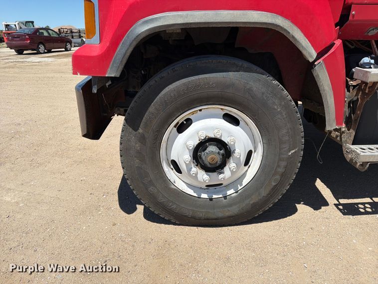 image for item FM7551 2014 Western Star 4700 dump truck