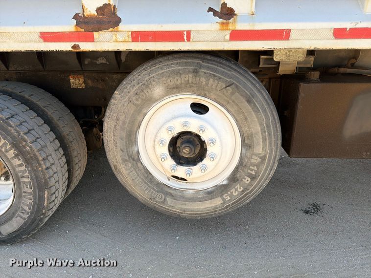image for item FM7551 2014 Western Star 4700 dump truck