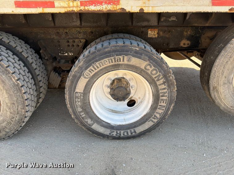 image for item FM7551 2014 Western Star 4700 dump truck