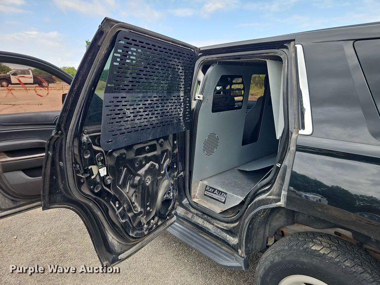 image for item FN5695 2016 Chevrolet Tahoe SUV