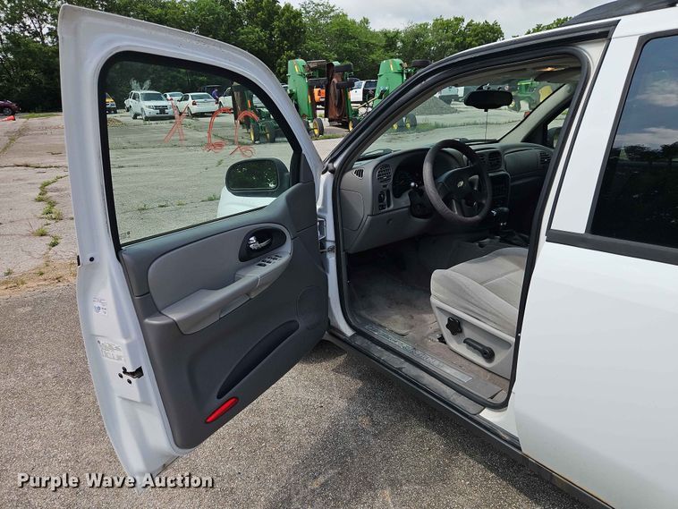 image for item FN5696 2006 Chevrolet Trailblazer SUV