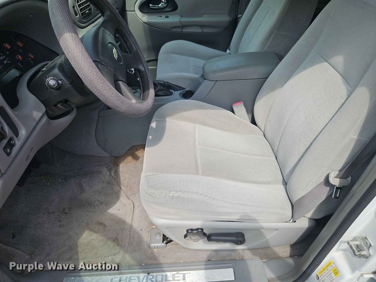 image for item FN5696 2006 Chevrolet Trailblazer SUV