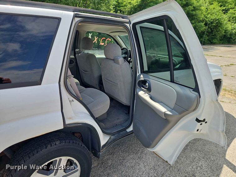 image for item FN5696 2006 Chevrolet Trailblazer SUV