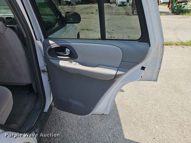 image for item FN5696 2006 Chevrolet Trailblazer SUV