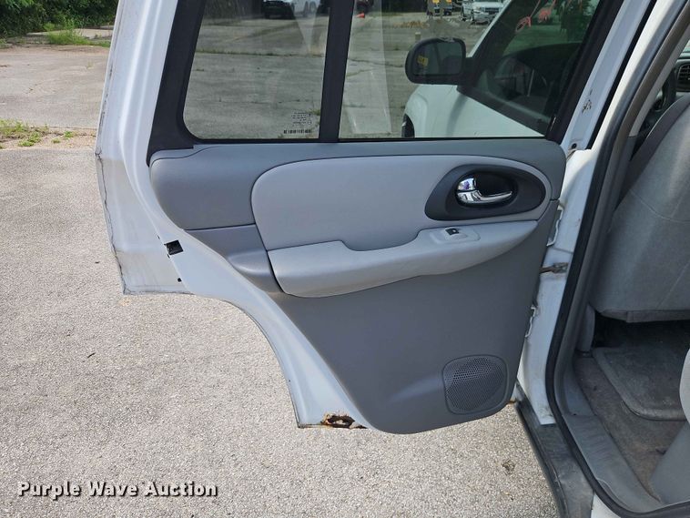 image for item FN5696 2006 Chevrolet Trailblazer SUV