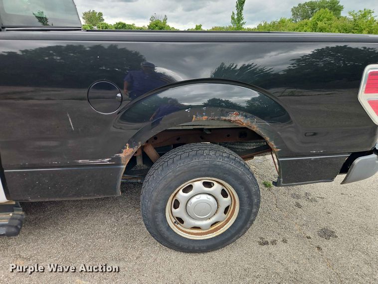 image for item FN5697 2013 Ford F150 Ext. Cab pickup truck