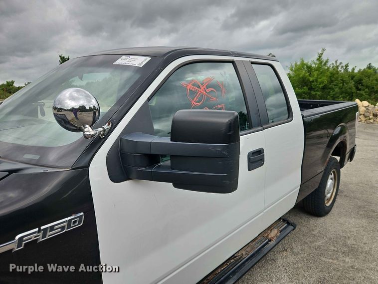 image for item FN5697 2013 Ford F150 Ext. Cab pickup truck