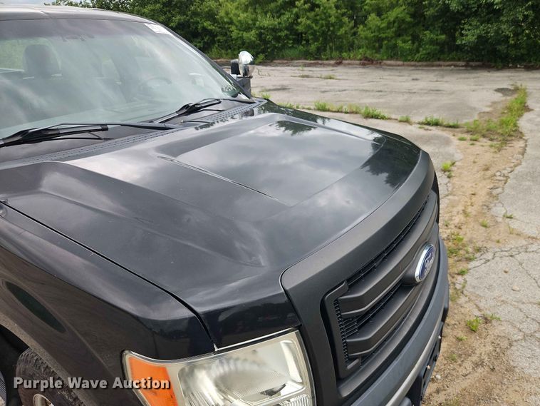 image for item FN5697 2013 Ford F150 Ext. Cab pickup truck