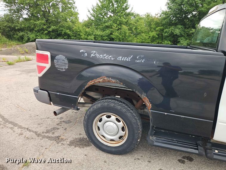 image for item FN5697 2013 Ford F150 Ext. Cab pickup truck