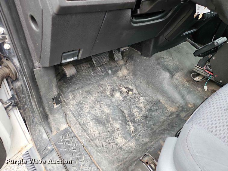 image for item FN5697 2013 Ford F150 Ext. Cab pickup truck