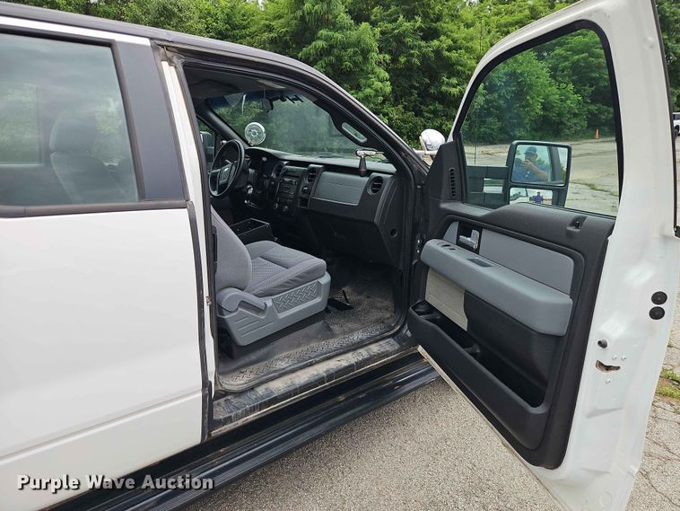image for item FN5697 2013 Ford F150 Ext. Cab pickup truck