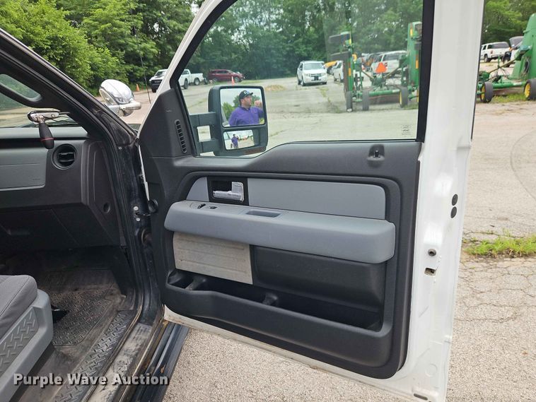 image for item FN5697 2013 Ford F150 Ext. Cab pickup truck