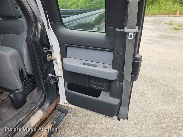 image for item FN5697 2013 Ford F150 Ext. Cab pickup truck