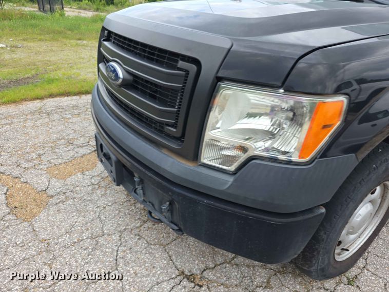 image for item FN5702 2013 Ford F150 XL Ext. Cab pickup truck