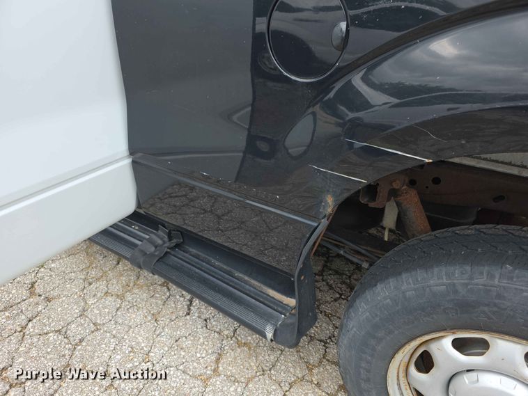 image for item FN5702 2013 Ford F150 XL Ext. Cab pickup truck