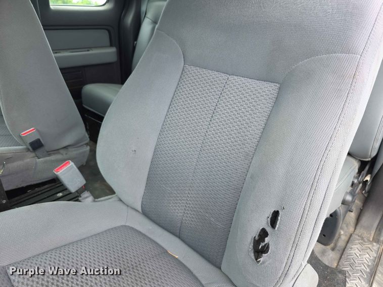 image for item FN5702 2013 Ford F150 XL Ext. Cab pickup truck