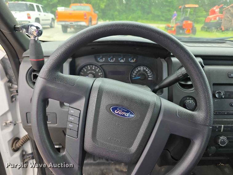 image for item FN5702 2013 Ford F150 XL Ext. Cab pickup truck