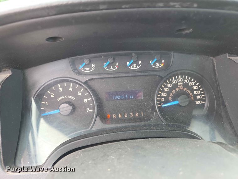 image for item FN5702 2013 Ford F150 XL Ext. Cab pickup truck