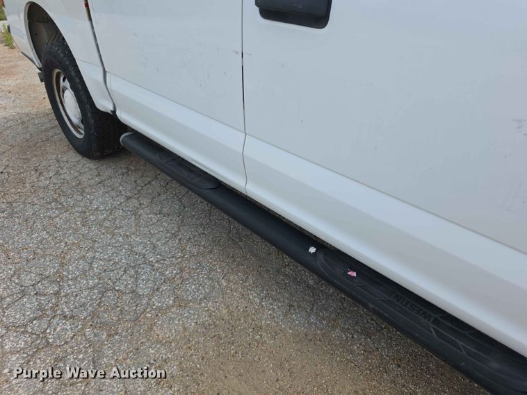 image for item FN5704 2016 Ford F150 XL Crew Cab pickup truck