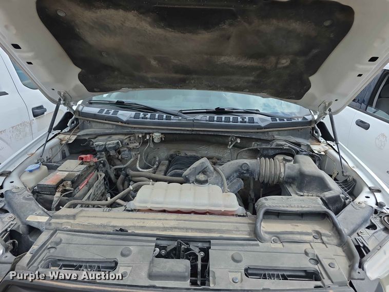 image for item FN5704 2016 Ford F150 XL Crew Cab pickup truck