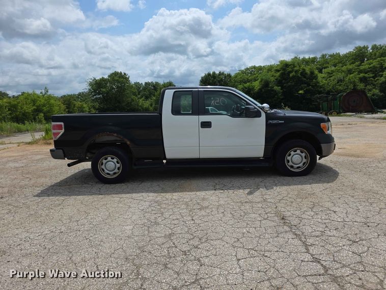 image for item FN5706 2013 Ford F150 XL Ext. Cab pickup truck