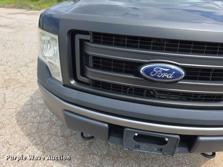 image for item FN5706 2013 Ford F150 XL Ext. Cab pickup truck