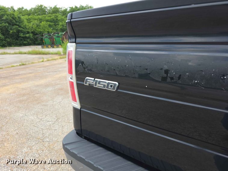 image for item FN5706 2013 Ford F150 XL Ext. Cab pickup truck