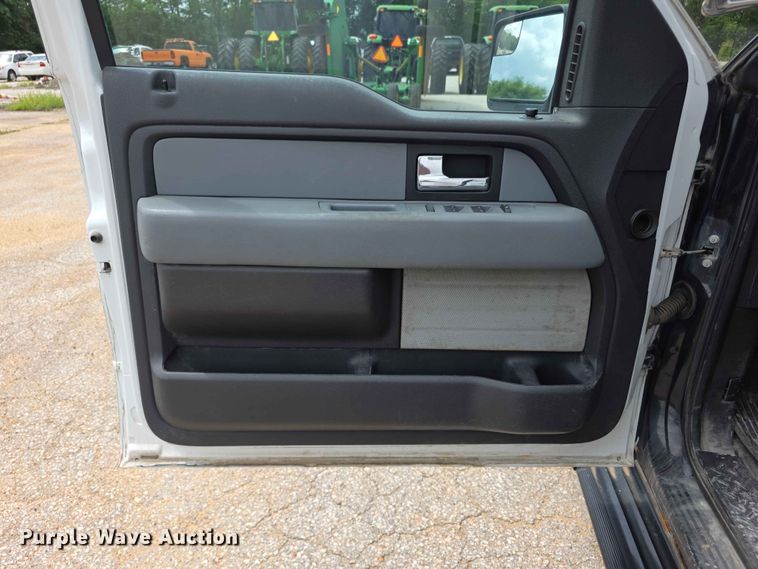 image for item FN5706 2013 Ford F150 XL Ext. Cab pickup truck