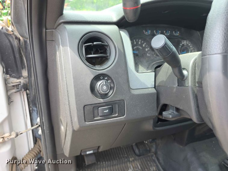 image for item FN5706 2013 Ford F150 XL Ext. Cab pickup truck