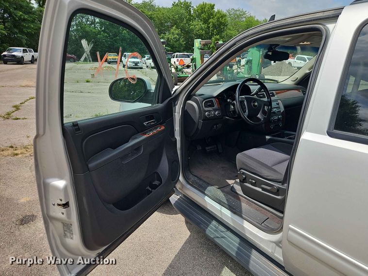 image for item FN5711 2011 Chevrolet Tahoe SUV