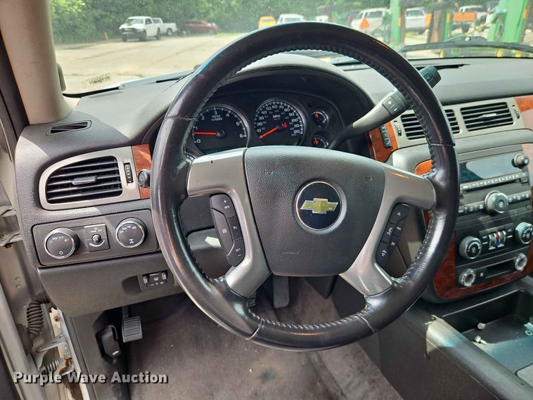 image for item FN5711 2011 Chevrolet Tahoe SUV