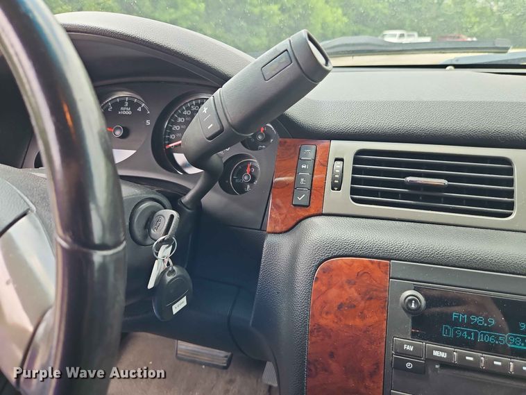 image for item FN5711 2011 Chevrolet Tahoe SUV