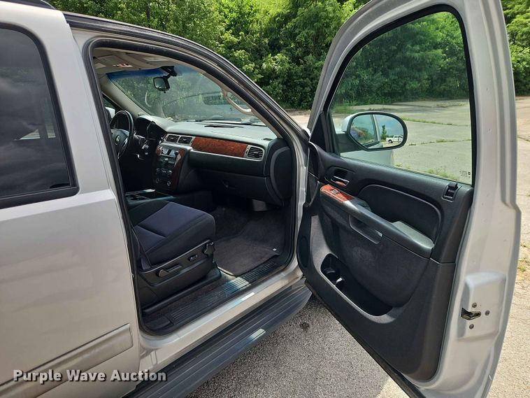 image for item FN5711 2011 Chevrolet Tahoe SUV