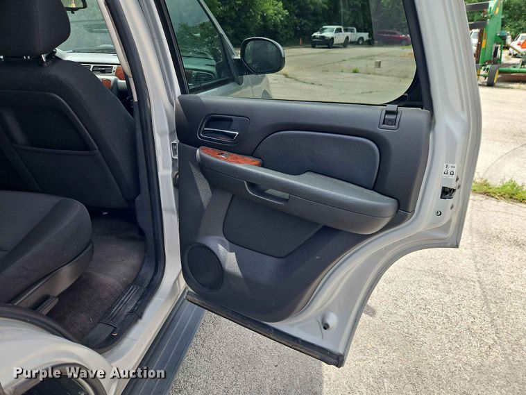 image for item FN5711 2011 Chevrolet Tahoe SUV