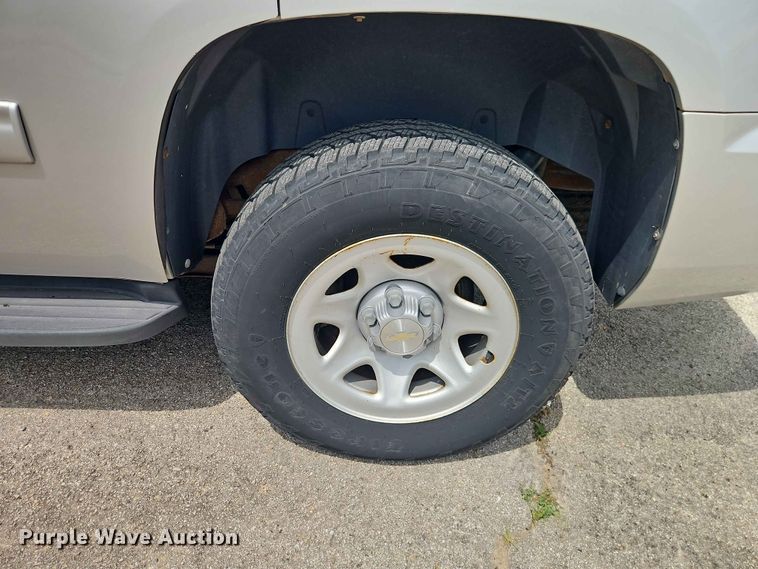 image for item FN5711 2011 Chevrolet Tahoe SUV