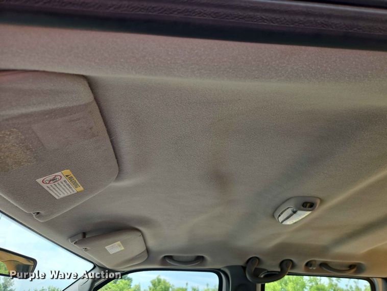 image for item FN5715 2003 Ford F250 Super Duty Crew Cab pickup truck