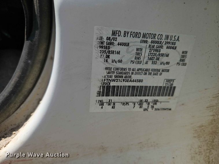 image for item FN5715 2003 Ford F250 Super Duty Crew Cab pickup truck