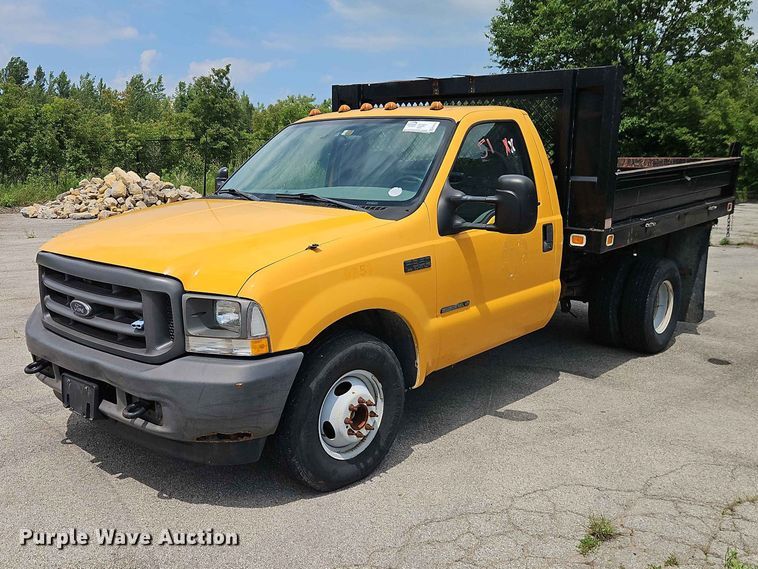 image for item FN5716 2003 Ford F350 Super Duty XL dump flatbed pickup truck