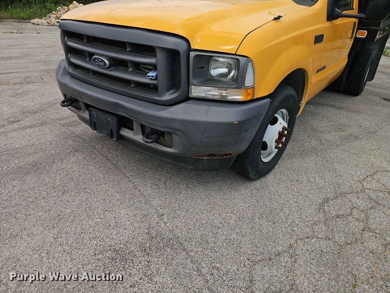 image for item FN5716 2003 Ford F350 Super Duty XL dump flatbed pickup truck
