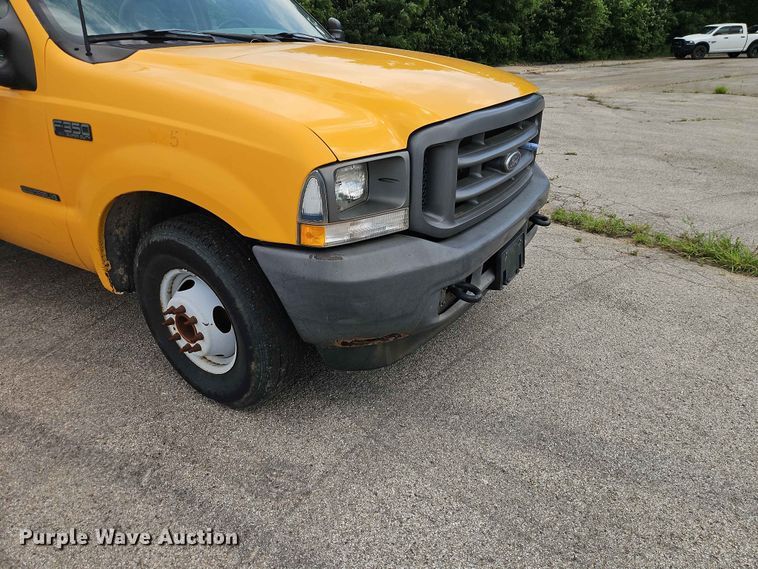 image for item FN5716 2003 Ford F350 Super Duty XL dump flatbed pickup truck