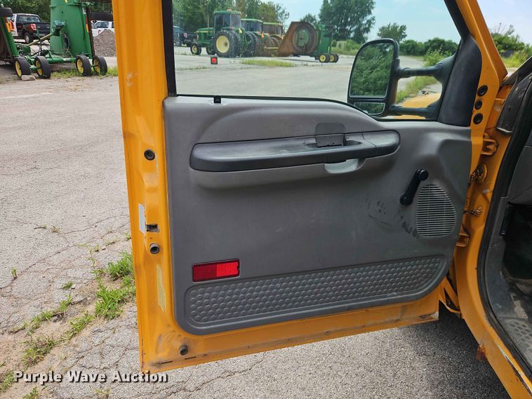 image for item FN5716 2003 Ford F350 Super Duty XL dump flatbed pickup truck