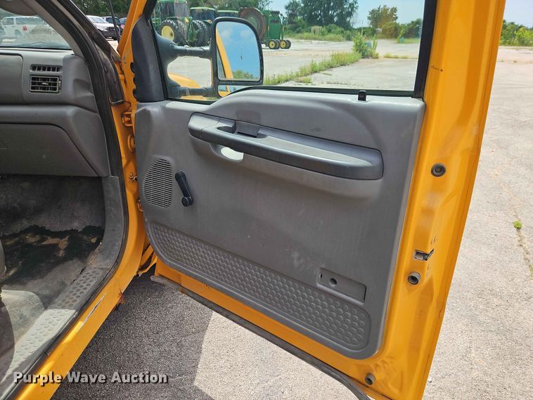 image for item FN5716 2003 Ford F350 Super Duty XL dump flatbed pickup truck