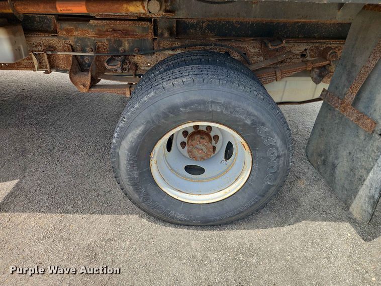 image for item FN5716 2003 Ford F350 Super Duty XL dump flatbed pickup truck