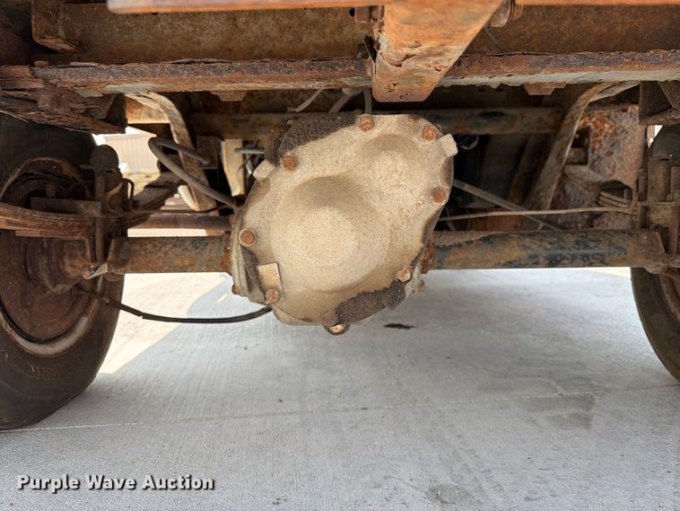 image for item NA9497 Cushman Haulster utility vehicle
