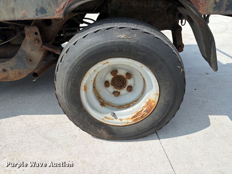 image for item NA9497 Cushman Haulster utility vehicle