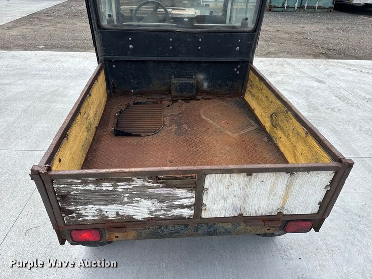 image for item NA9498 Cushman Haulster utility vehicle