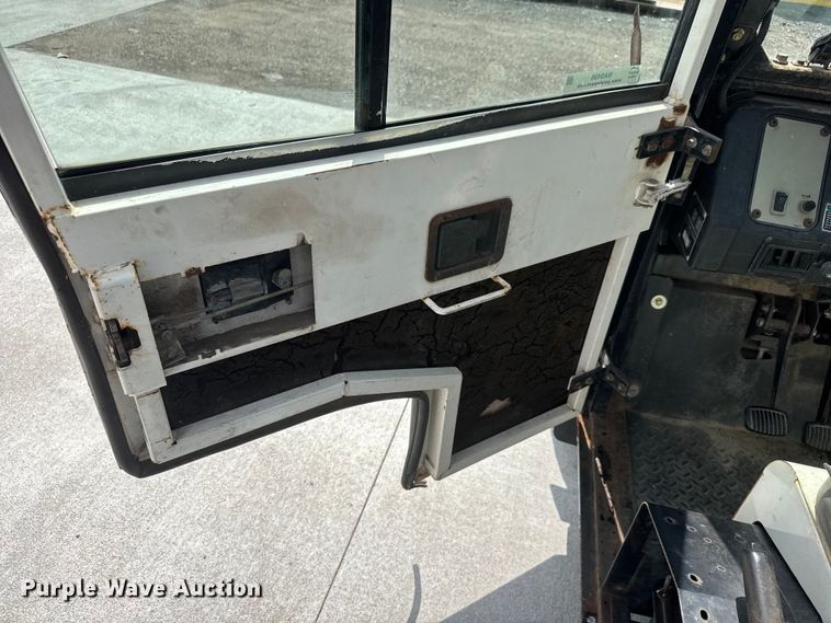 image for item NA9498 Cushman Haulster utility vehicle