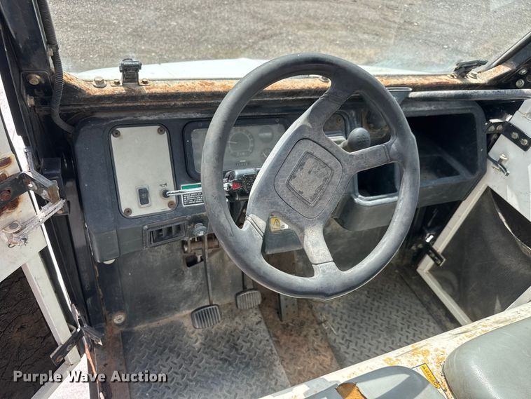 image for item NA9498 Cushman Haulster utility vehicle