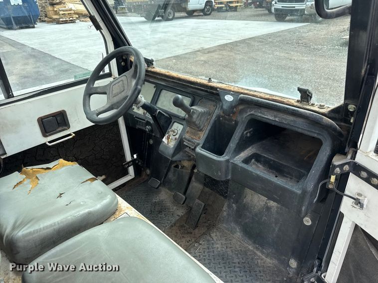 image for item NA9498 Cushman Haulster utility vehicle