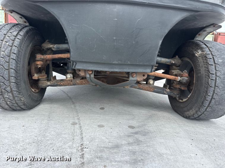 image for item NA9498 Cushman Haulster utility vehicle